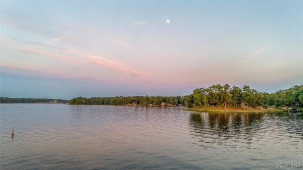 28 Lake Region Drive
