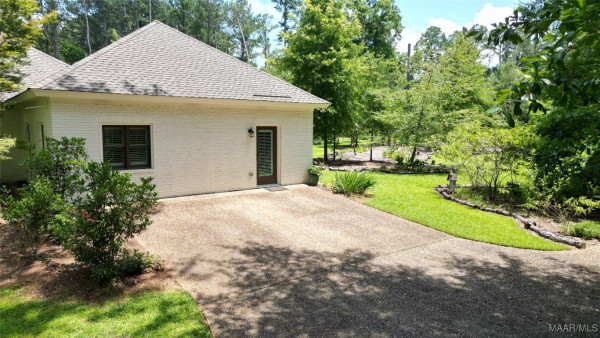 1025 Merrywood Drive