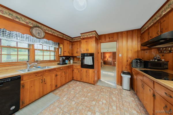3480 Goree Drive