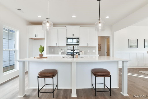 82 Everley Avenue
