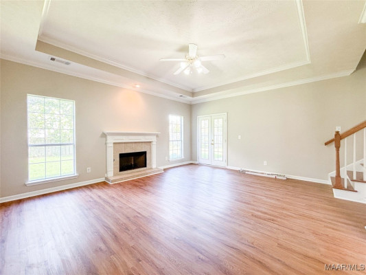 9436 BROADLEAF Drive