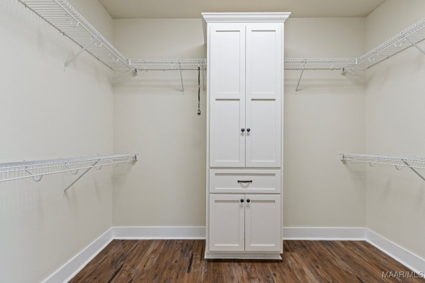 12 Crescent Ridge Court