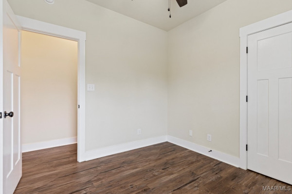 12 Crescent Ridge Court