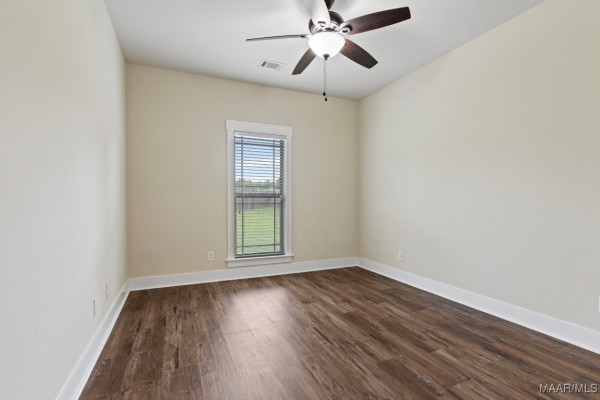 12 Crescent Ridge Court