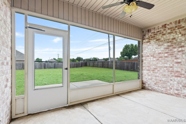 12 Crescent Ridge Court