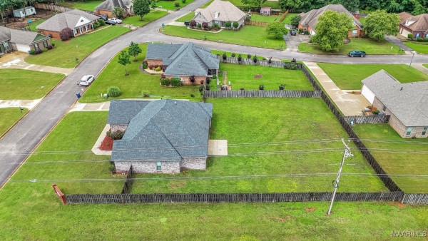 12 Crescent Ridge Court