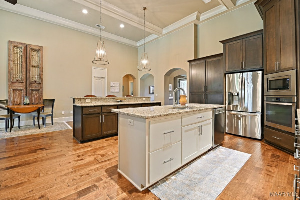 8612 BIRCHWOOD Court