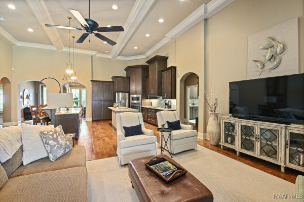 8612 BIRCHWOOD Court