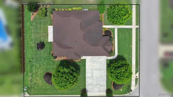 8612 BIRCHWOOD Court