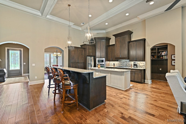8612 BIRCHWOOD Court