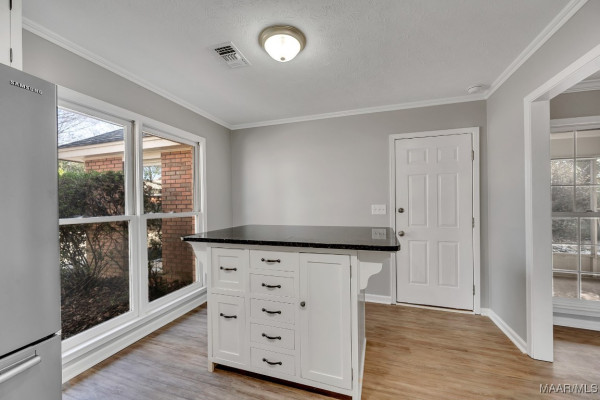 408 Red Oak Court