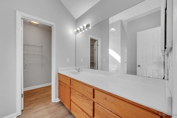 408 Red Oak Court