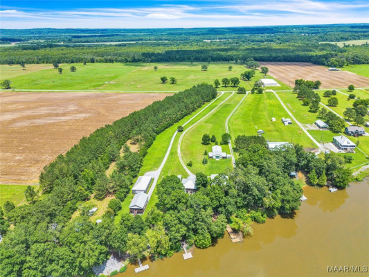 374 County Road 21 . S