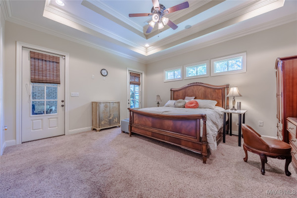 6414 Philadelphia Hill