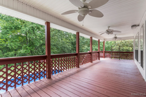221 FRALEY Lane