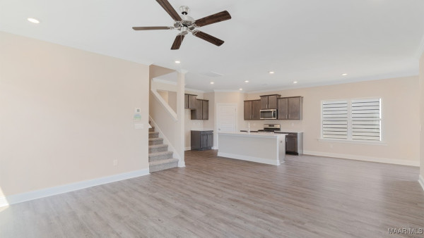6334 Town Lane