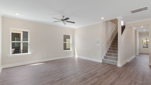 6334 Town Lane