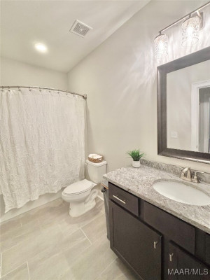 228 Royal Oaks Drive