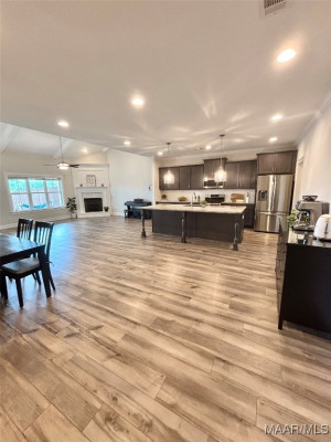 228 Royal Oaks Drive