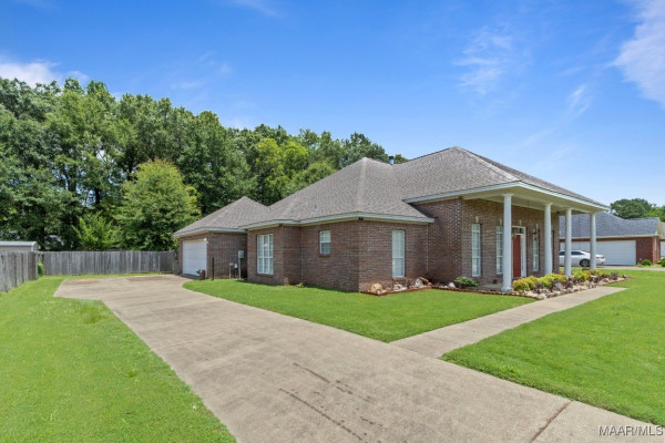 204 ST THOMAS Drive