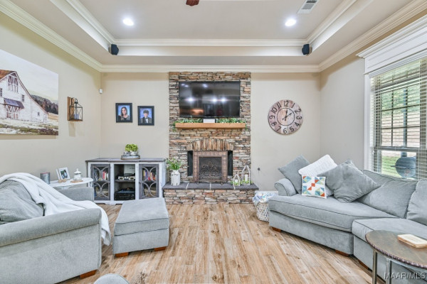 1409 Martin Luther King Drive