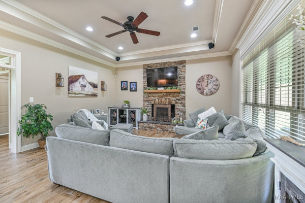 1409 Martin Luther King Drive