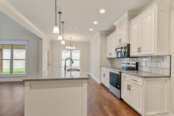 79 Birchwood Lane