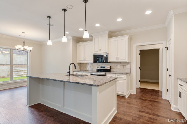 79 Birchwood Lane