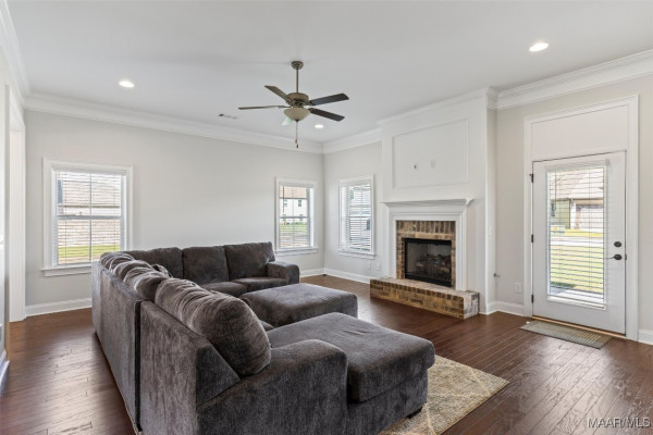 8465 Melbourne Circle