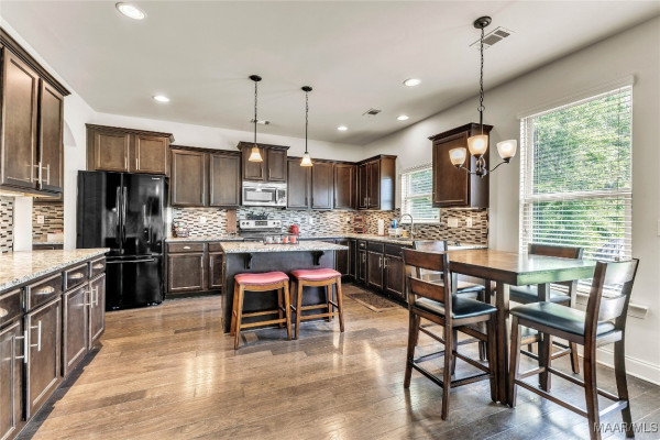 18 Abercorn Drive