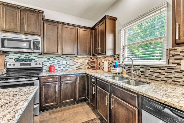 18 Abercorn Drive
