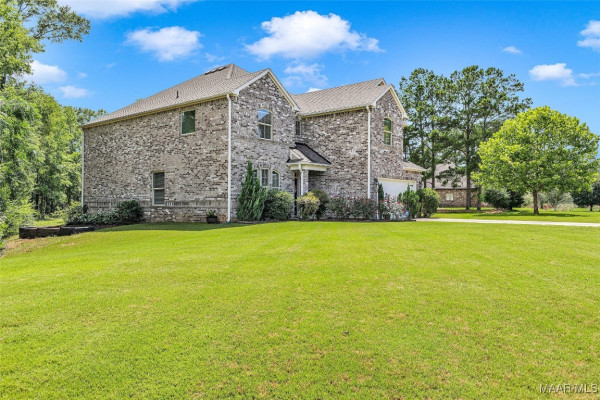 18 Abercorn Drive