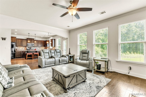 18 Abercorn Drive