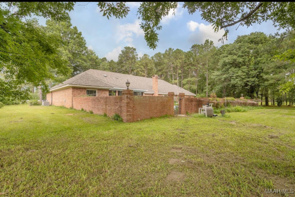 409 FOXHALL Road