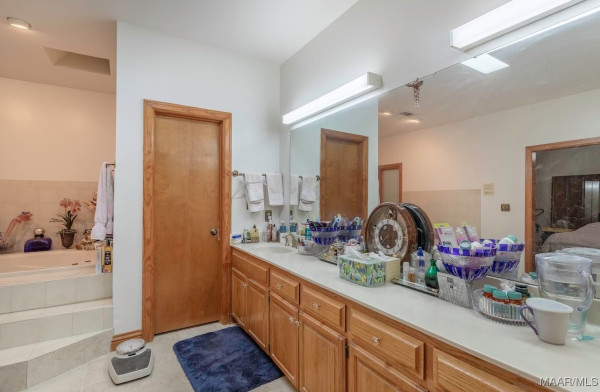 409 FOXHALL Road