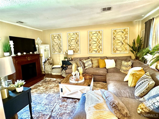 4525 LISA Court