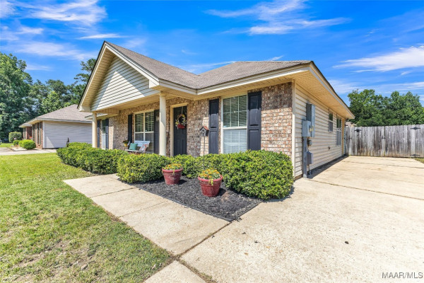 214 BISHOP Drive