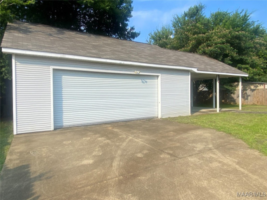 1176 Deatsville Highway