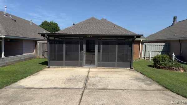 616 SHEILA Boulevard