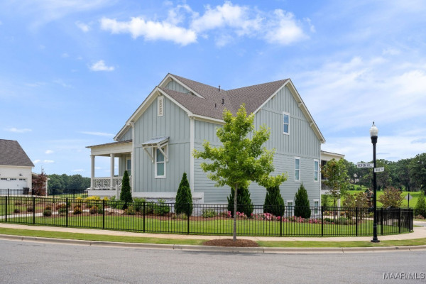 306 Heron Hill