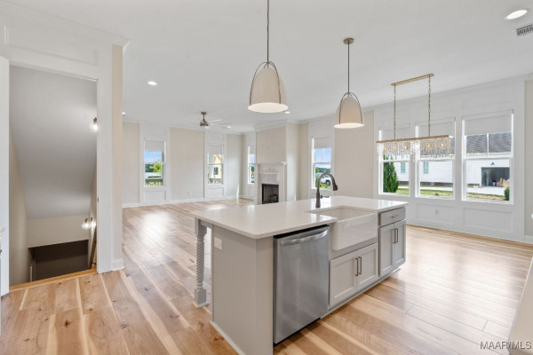 306 Heron Hill
