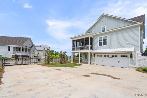306 Heron Hill