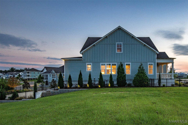 306 Heron Hill