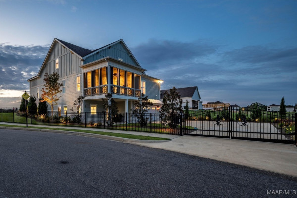 306 Heron Hill