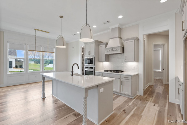 306 Heron Hill