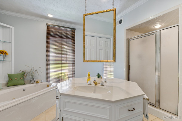 203 EVERGREEN Street