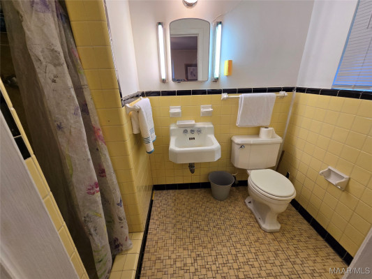 1829 Hill Hedge Drive