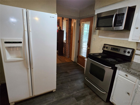 1829 Hill Hedge Drive