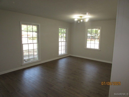4225 SUNSHINE Drive