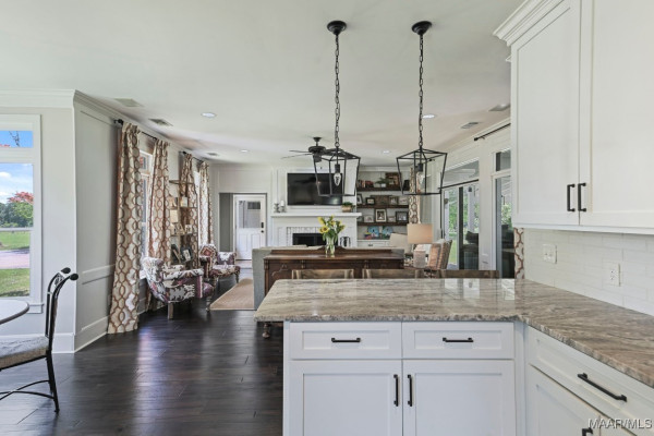 457 Hummingbird Lane